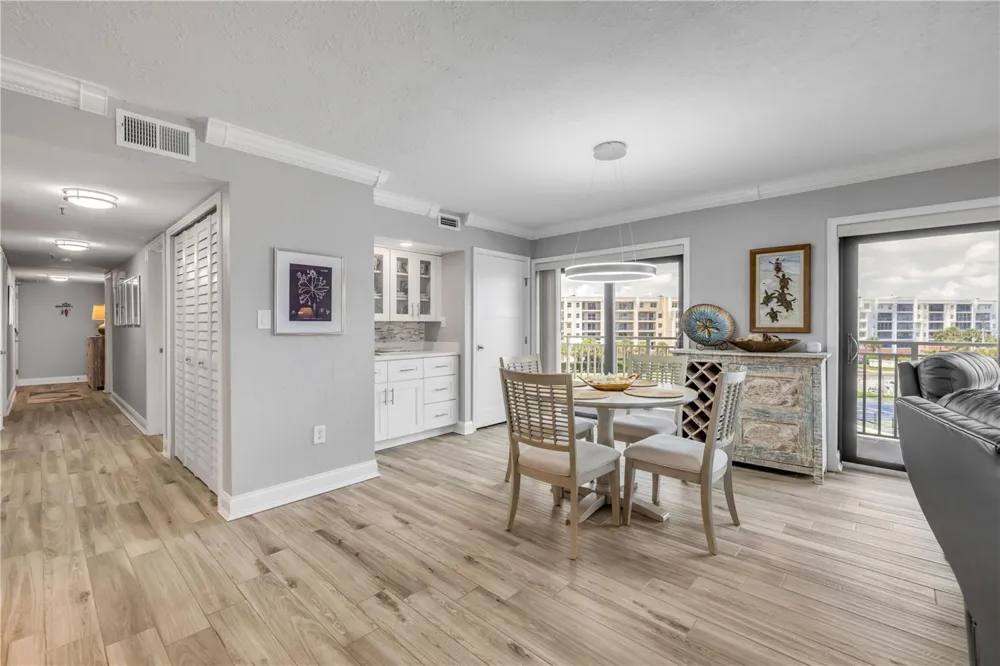 5207 S ATLANTIC AVENUE #321 New Smyrna Beach, FL 32169