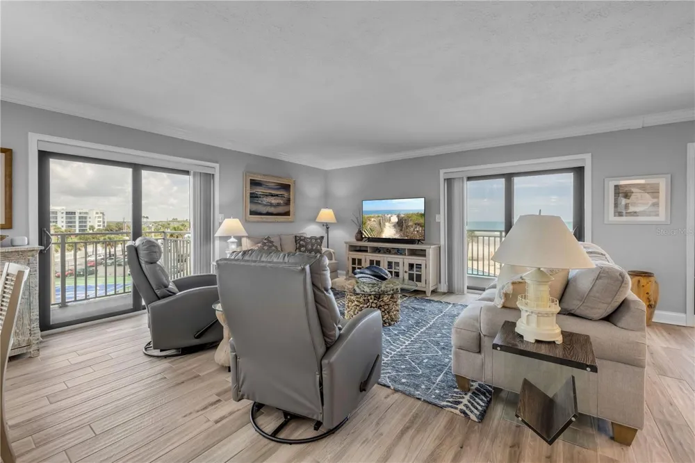 5207 S ATLANTIC AVENUE #321 New Smyrna Beach, FL 32169