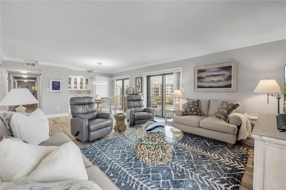 5207 S ATLANTIC AVENUE #321 New Smyrna Beach, FL 32169