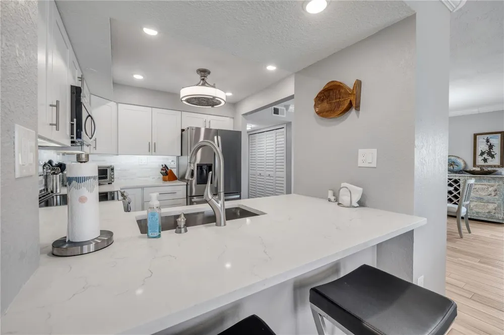 5207 S ATLANTIC AVENUE #321 New Smyrna Beach, FL 32169