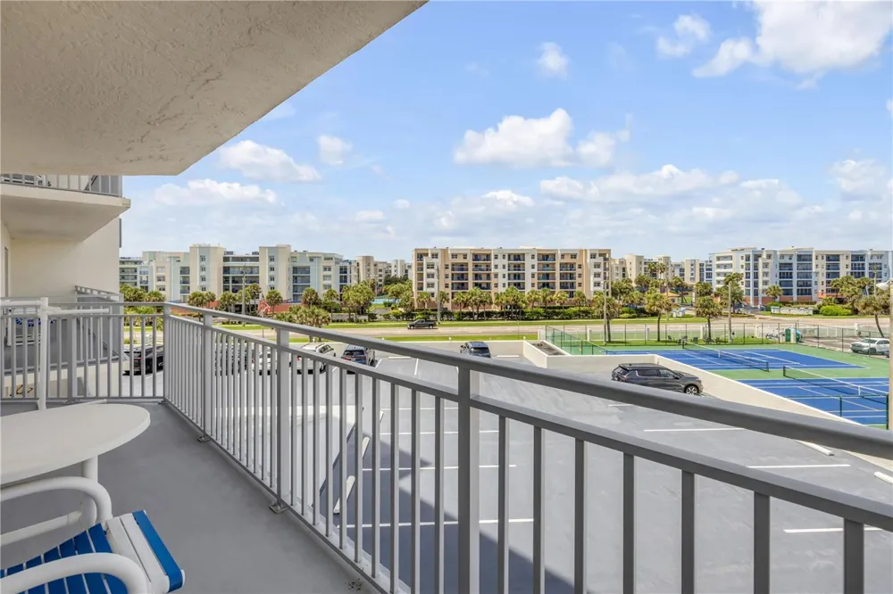 5207 S ATLANTIC AVENUE #321 New Smyrna Beach, FL 32169