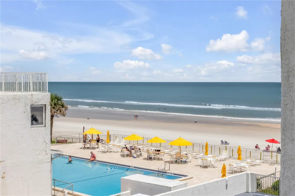 5207 S ATLANTIC AVENUE #321 New Smyrna Beach, FL 32169