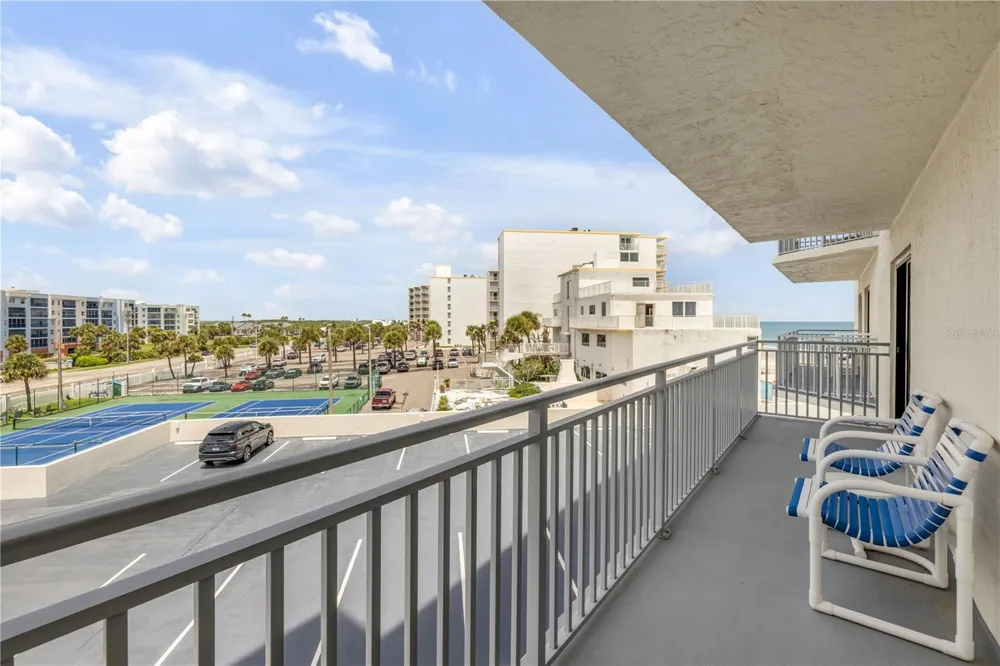 5207 S ATLANTIC AVENUE #321 New Smyrna Beach, FL 32169