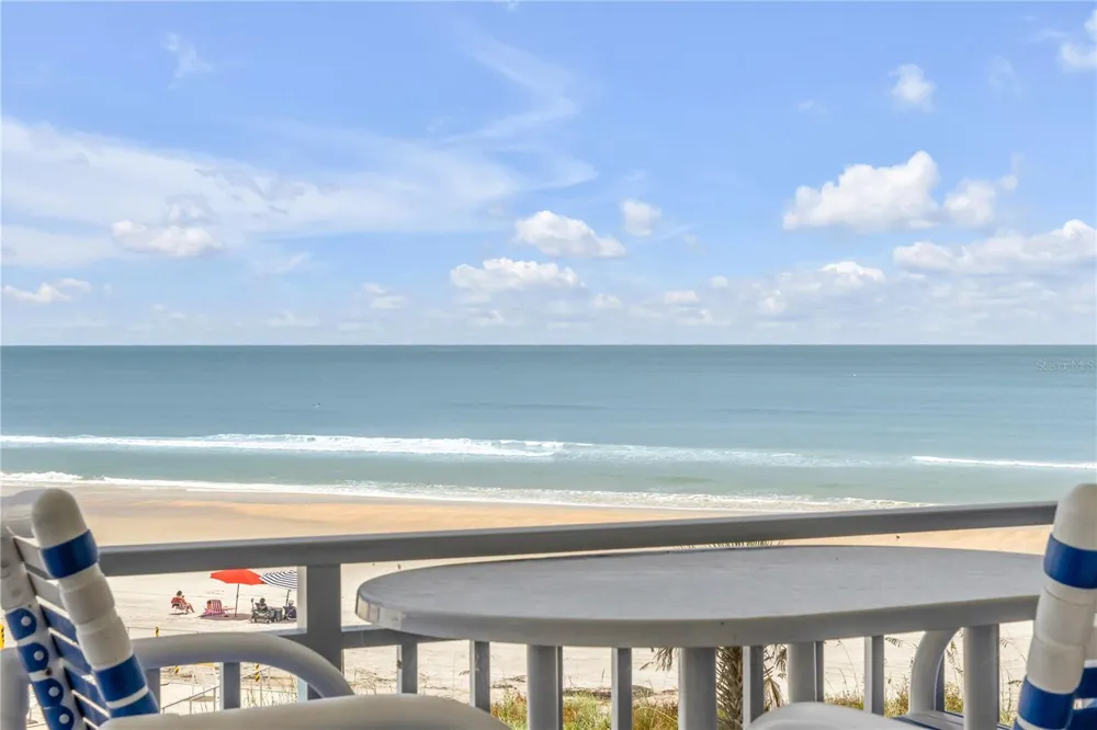 5207 S ATLANTIC AVENUE #321 New Smyrna Beach, FL 32169