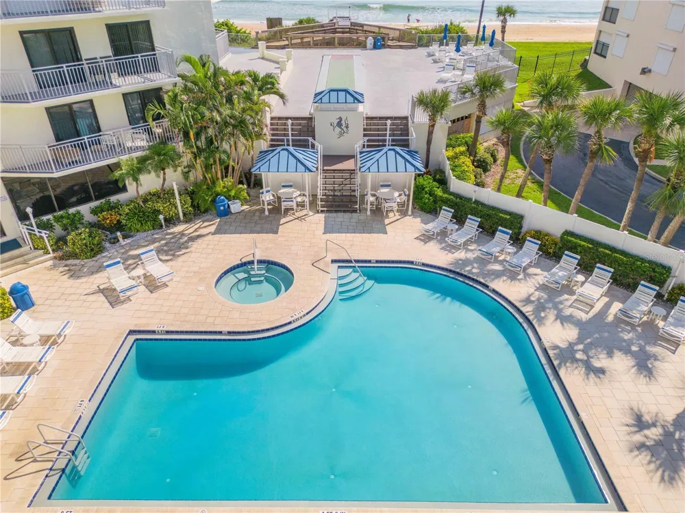 5207 S ATLANTIC AVENUE #321 New Smyrna Beach, FL 32169