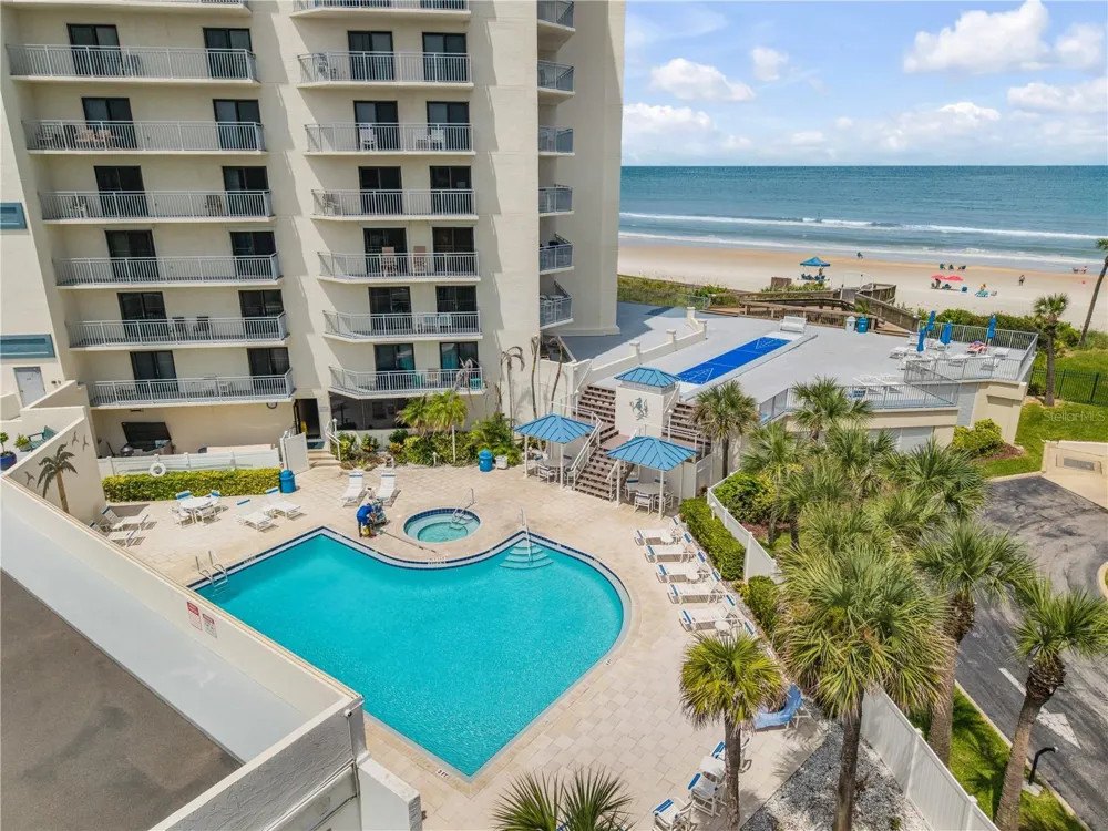 5207 S ATLANTIC AVENUE #321 New Smyrna Beach, FL 32169