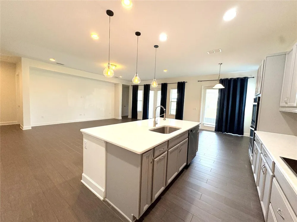 4645 BUTLER NATIONAL DRIVE Wesley Chapel, FL 33543