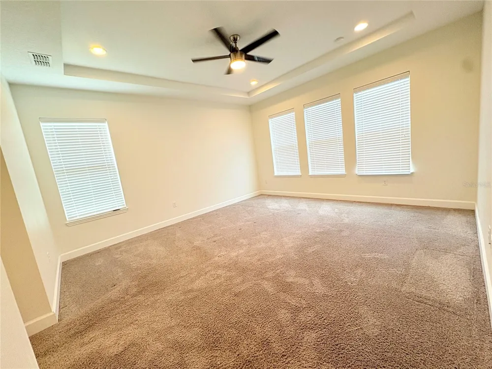 4645 BUTLER NATIONAL DRIVE Wesley Chapel, FL 33543