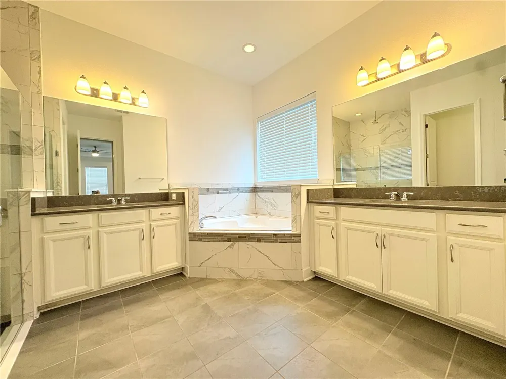 4645 BUTLER NATIONAL DRIVE Wesley Chapel, FL 33543