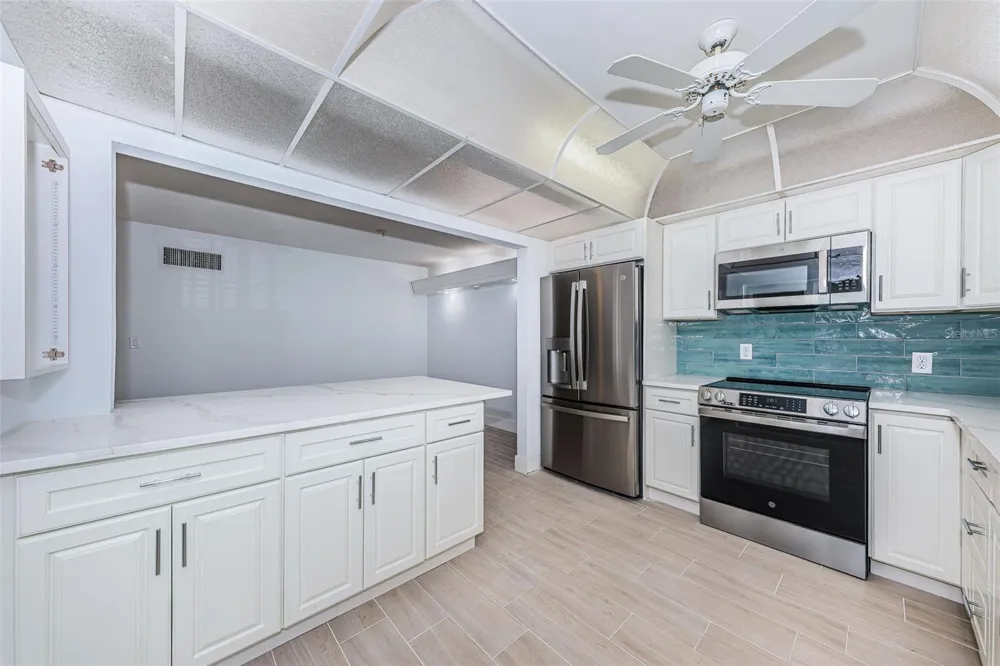 4700 COVE CIRCLE #110 St Petersburg, FL 33708