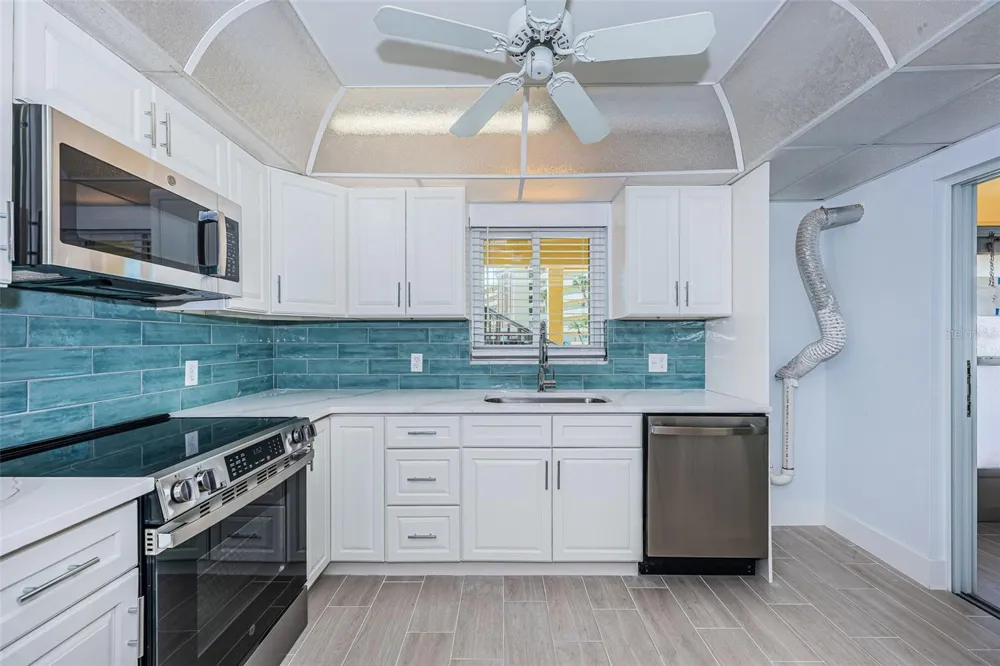 4700 COVE CIRCLE #110 St Petersburg, FL 33708