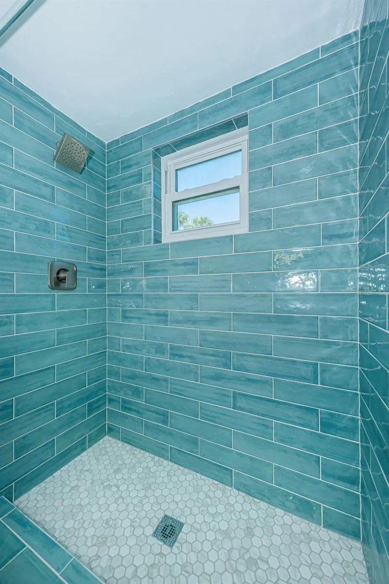 4700 COVE CIRCLE #110 St Petersburg, FL 33708