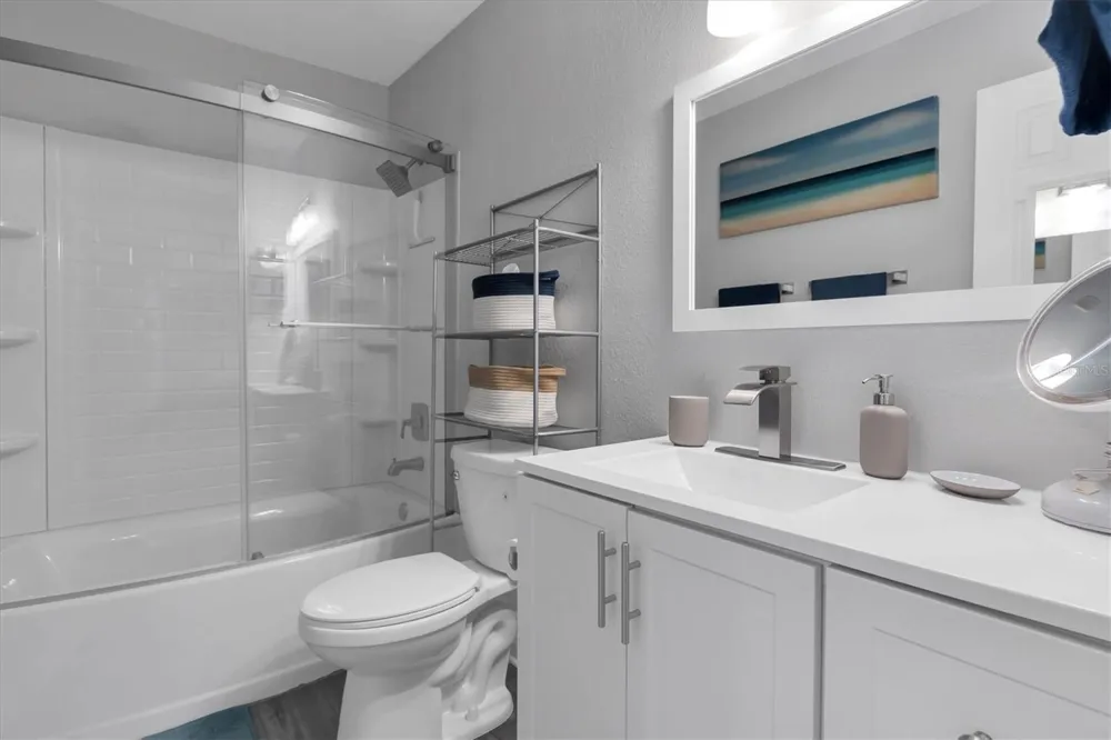 102 POMPANO DRIVE SE #C St Petersburg, FL 33705