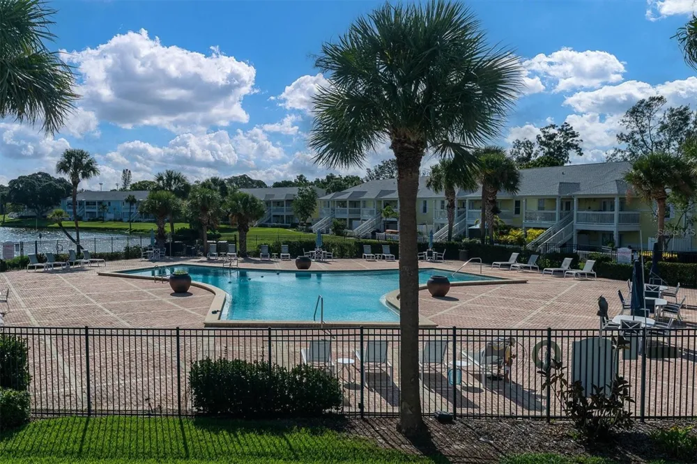 102 POMPANO DRIVE SE #C St Petersburg, FL 33705