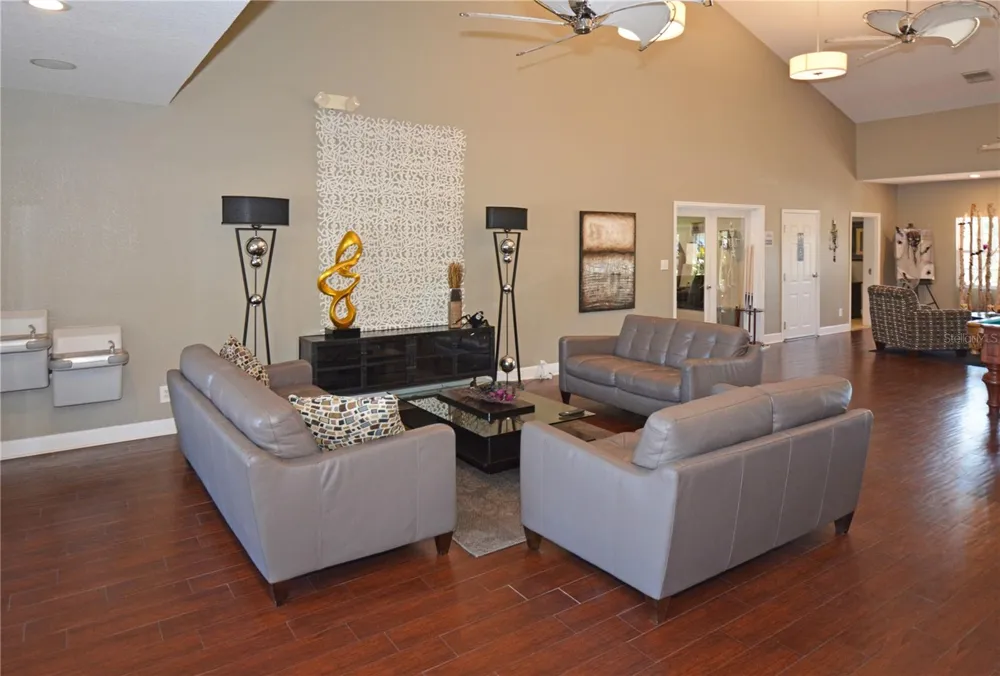 102 POMPANO DRIVE SE #C St Petersburg, FL 33705