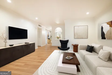 118 Maison PL NW