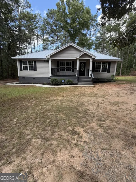 335 Harvey CIR