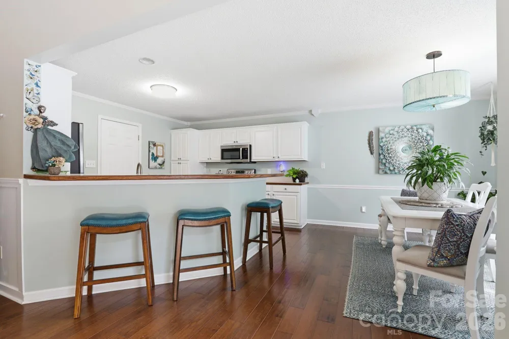 2918 24th Street Drive NE Hickory, NC 28601
