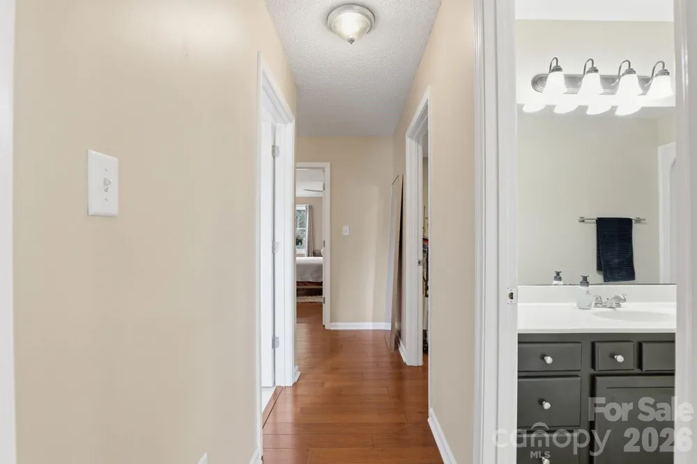 2918 24th Street Drive NE Hickory, NC 28601