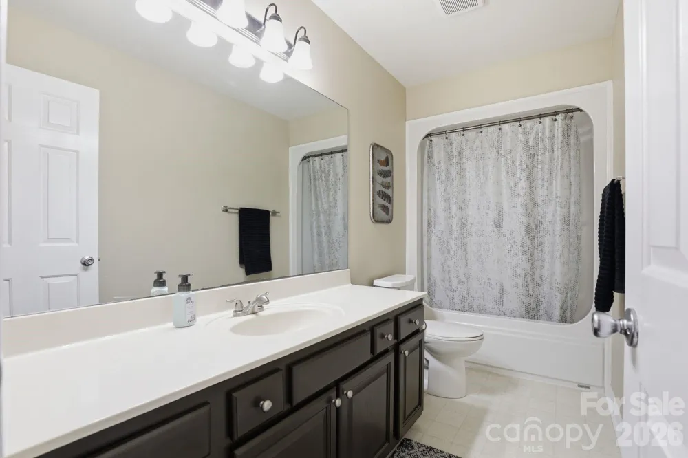 2918 24th Street Drive NE Hickory, NC 28601