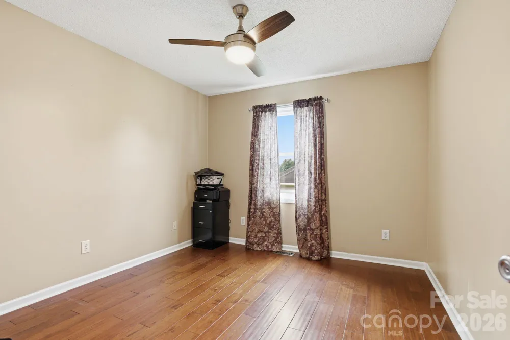 2918 24th Street Drive NE Hickory, NC 28601