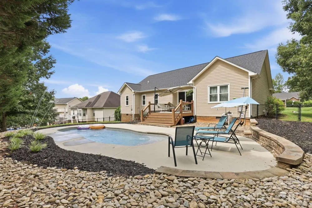 2918 24th Street Drive NE Hickory, NC 28601