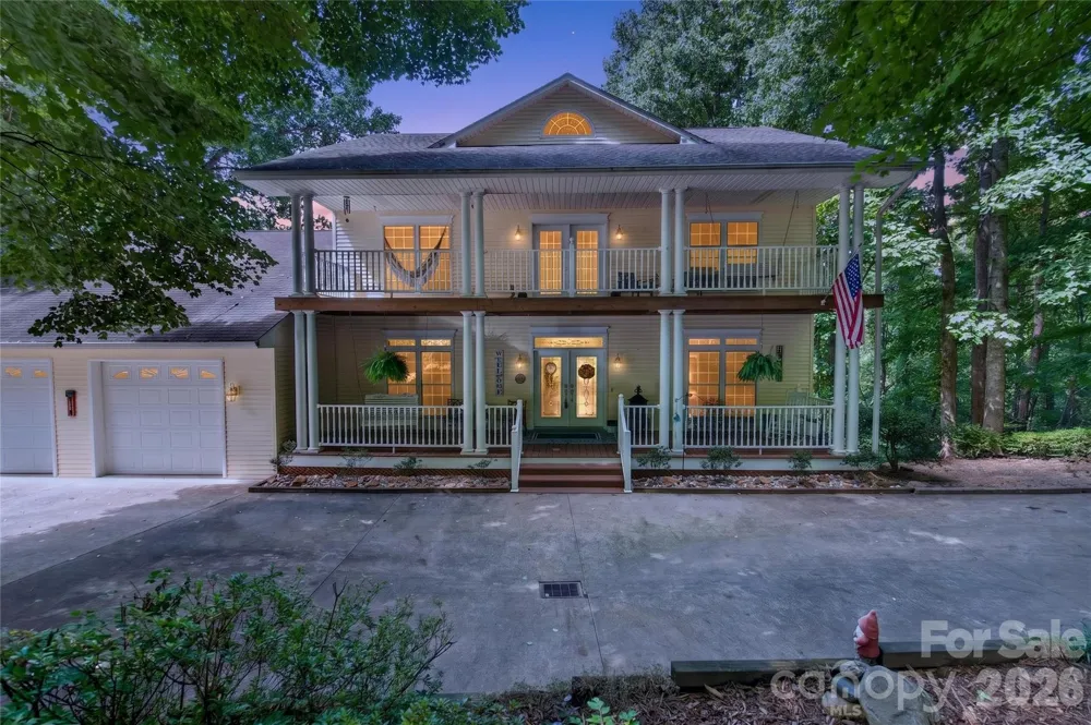 719 April Park #25 Waynesville, NC 28786