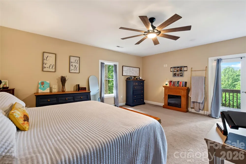 719 April Park #25 Waynesville, NC 28786