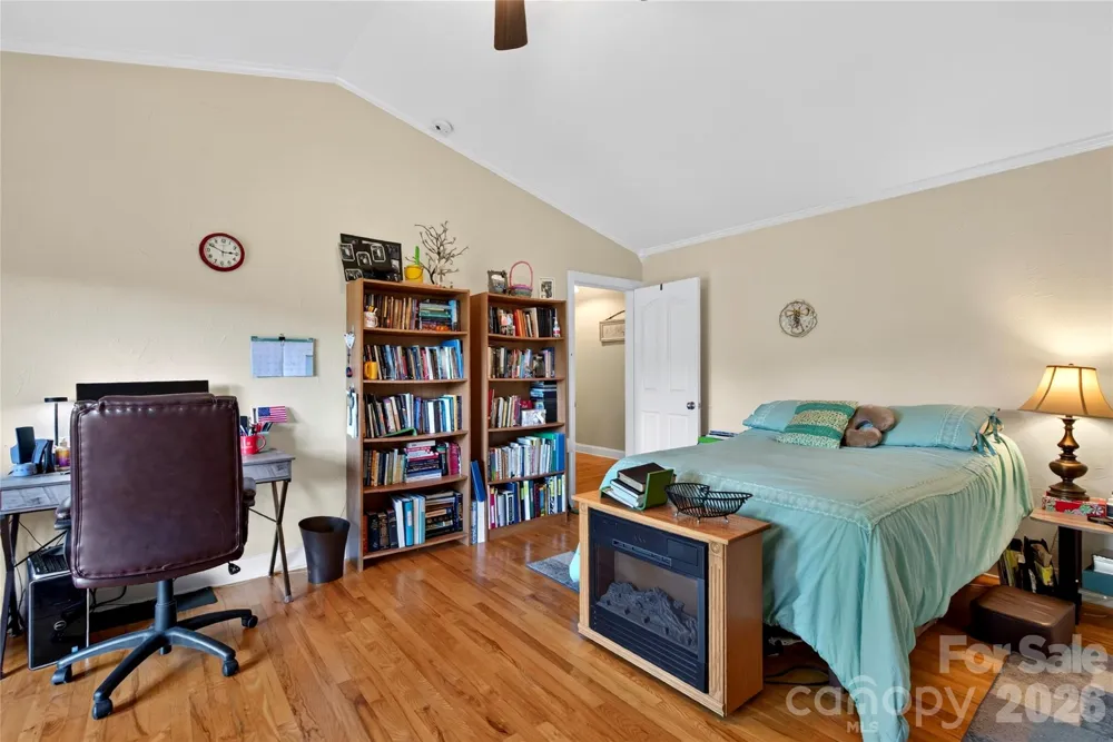 719 April Park #25 Waynesville, NC 28786