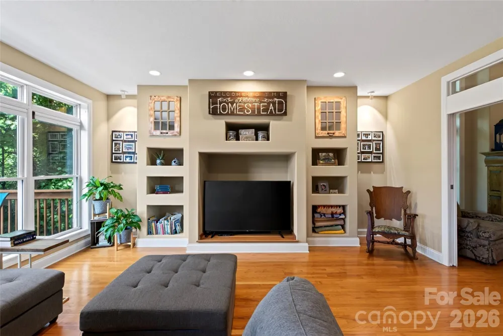719 April Park #25 Waynesville, NC 28786