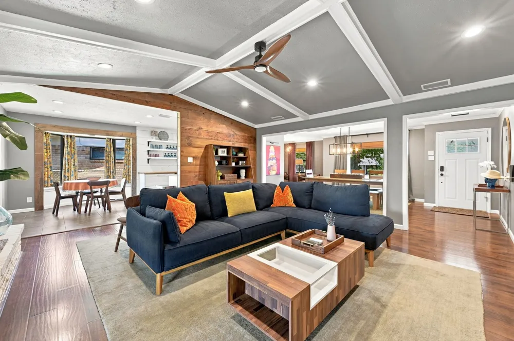 1540 Brook Valley Lane Dallas, TX 75232