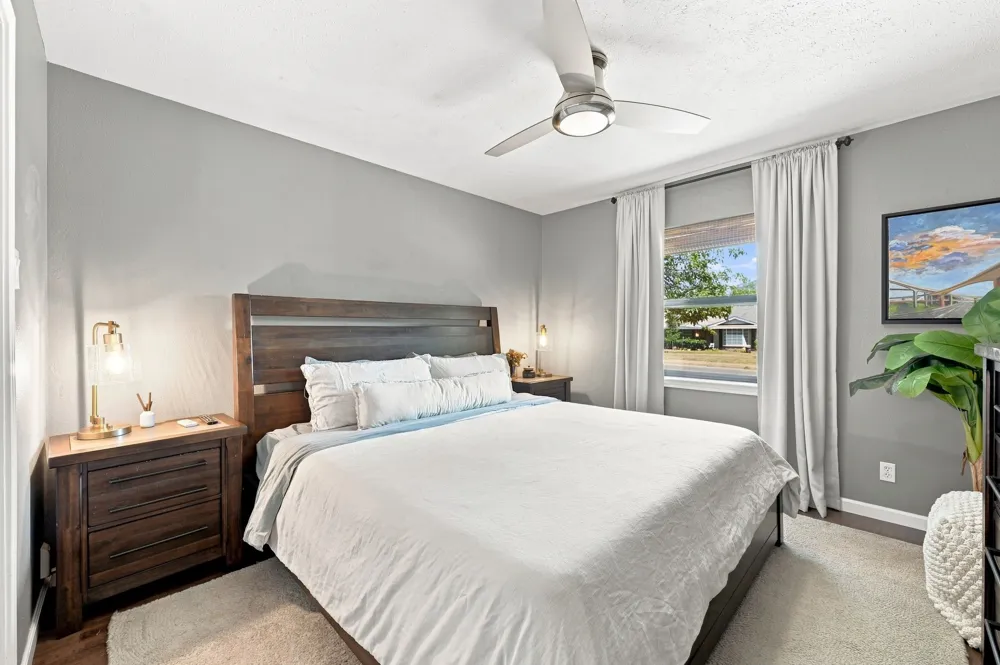 1540 Brook Valley Lane Dallas, TX 75232