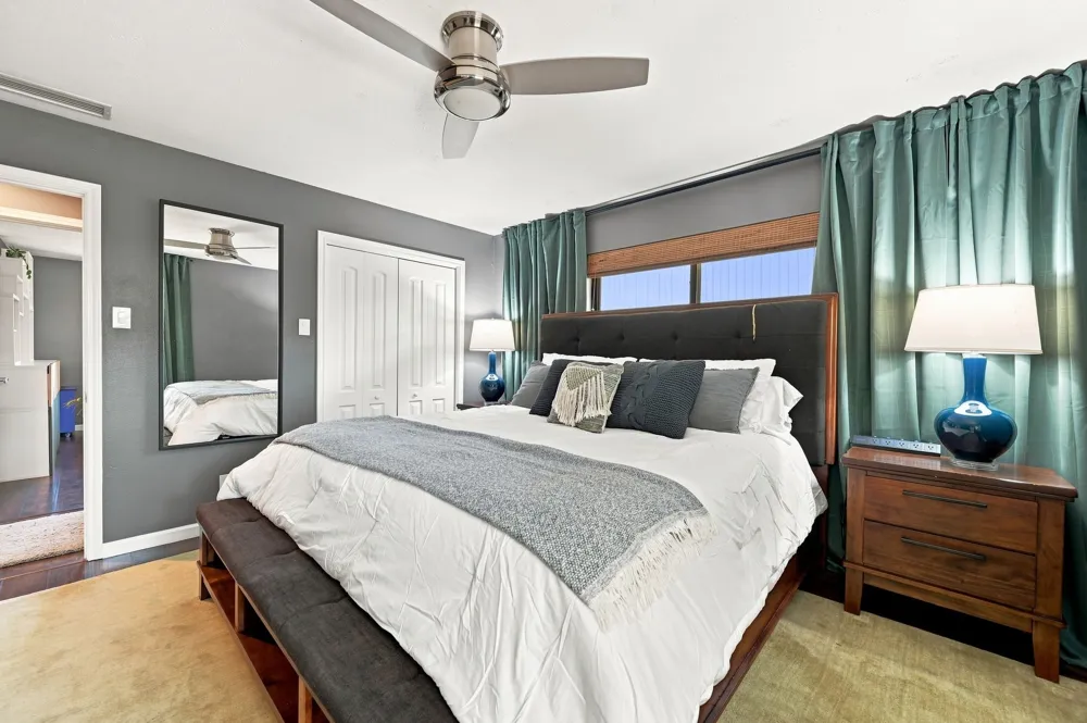 1540 Brook Valley Lane Dallas, TX 75232