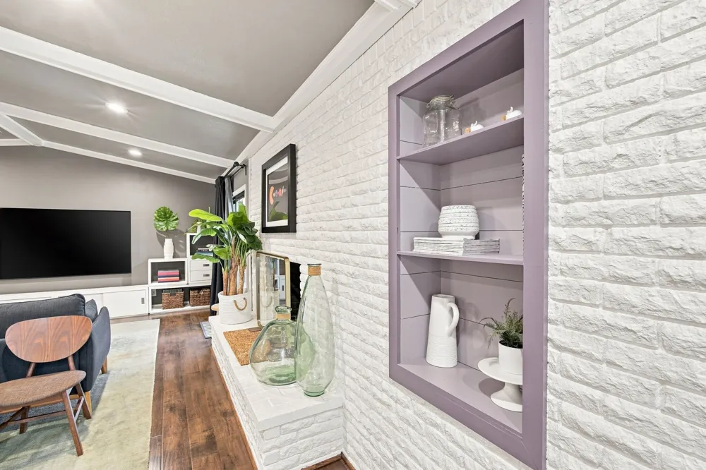 1540 Brook Valley Lane Dallas, TX 75232