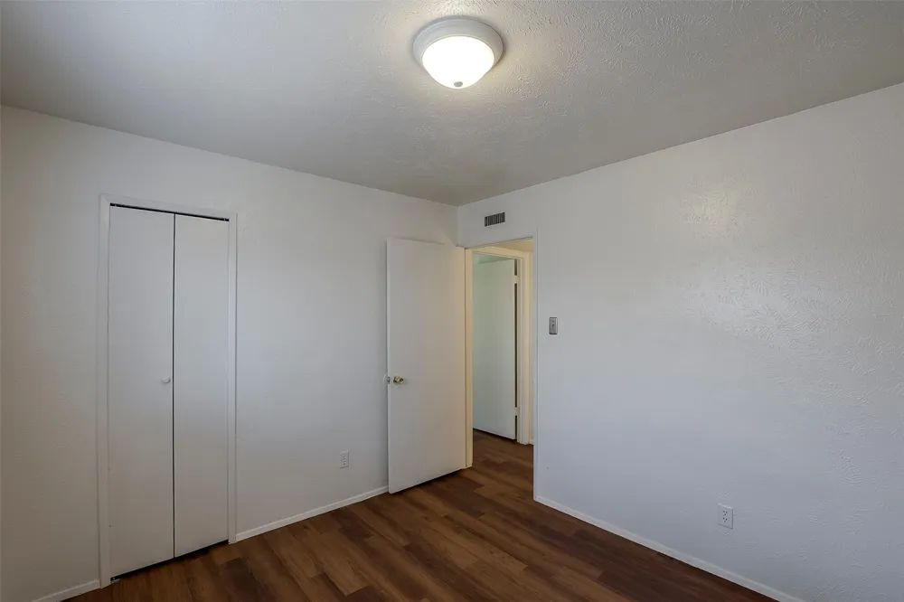 2617 Roman Way Garland, TX 75040