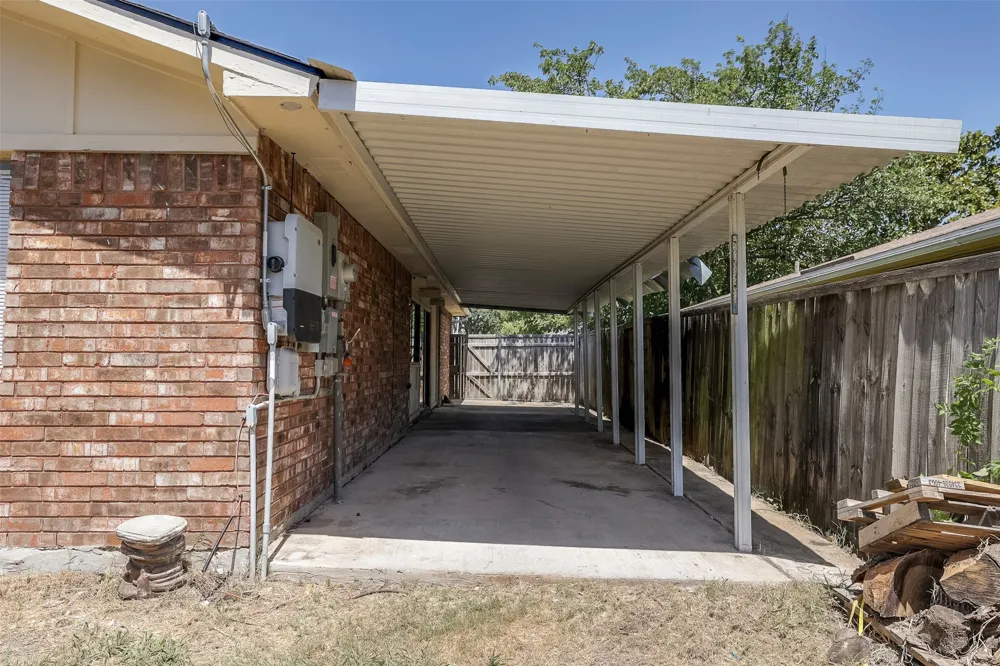 2617 Roman Way Garland, TX 75040