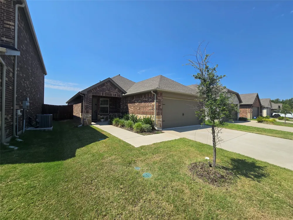 856 Good Cheer Lane Lavon, TX 75166