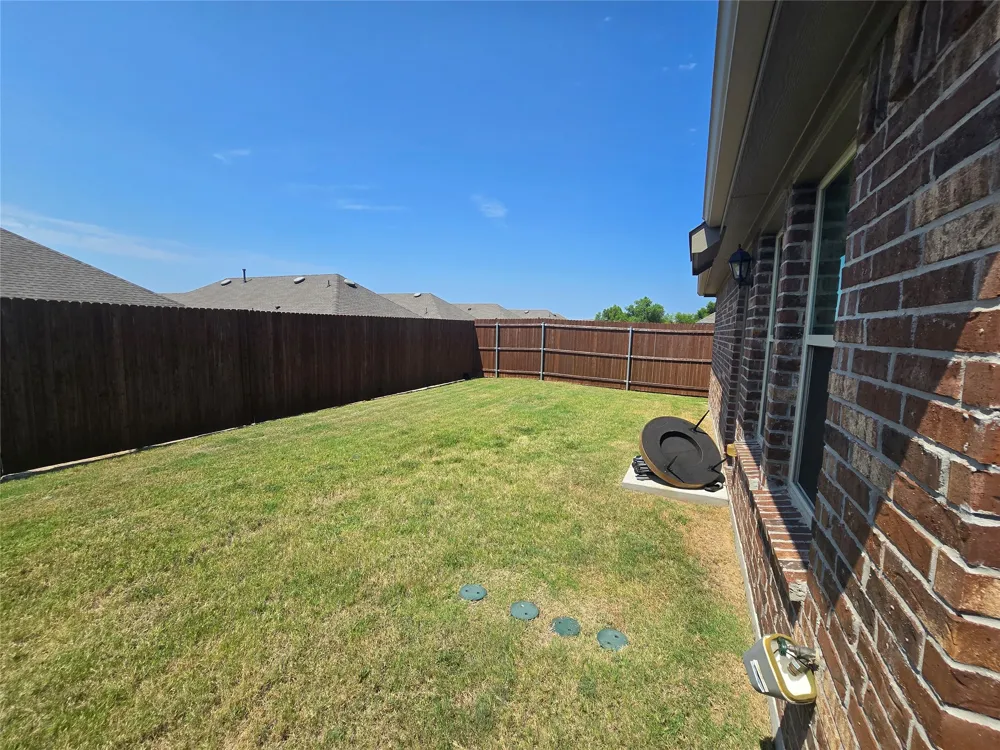 856 Good Cheer Lane Lavon, TX 75166