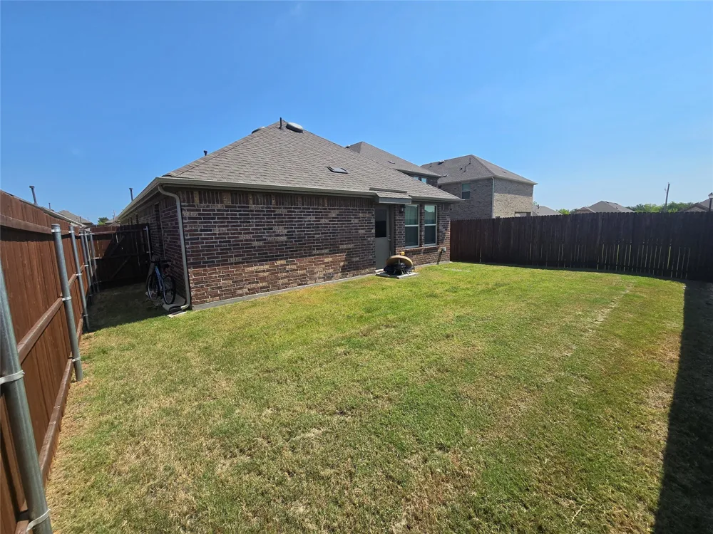 856 Good Cheer Lane Lavon, TX 75166