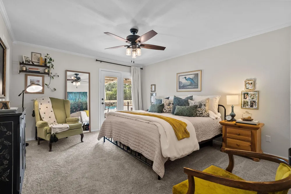 1910 Circleview Drive Weatherford, TX 76087