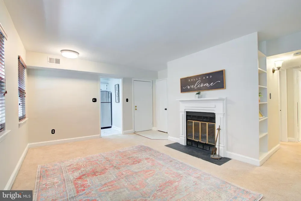2102 SCOTT STREET #109 Arlington, VA 22209