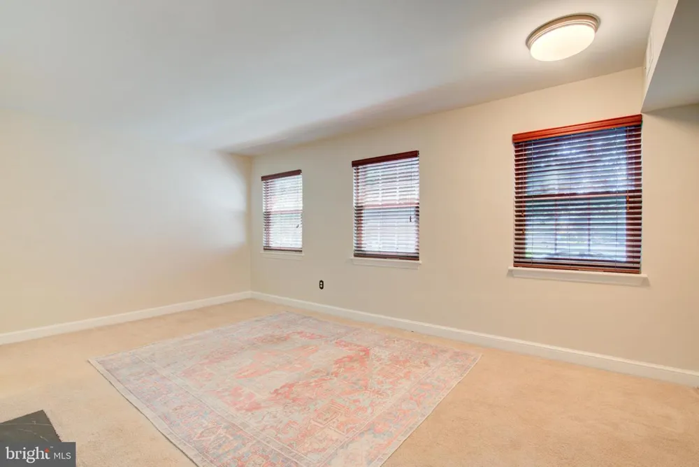 2102 SCOTT STREET #109 Arlington, VA 22209