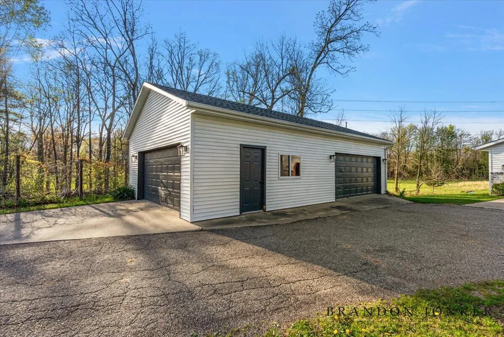 9095 76th Street SE Alto, MI 49302