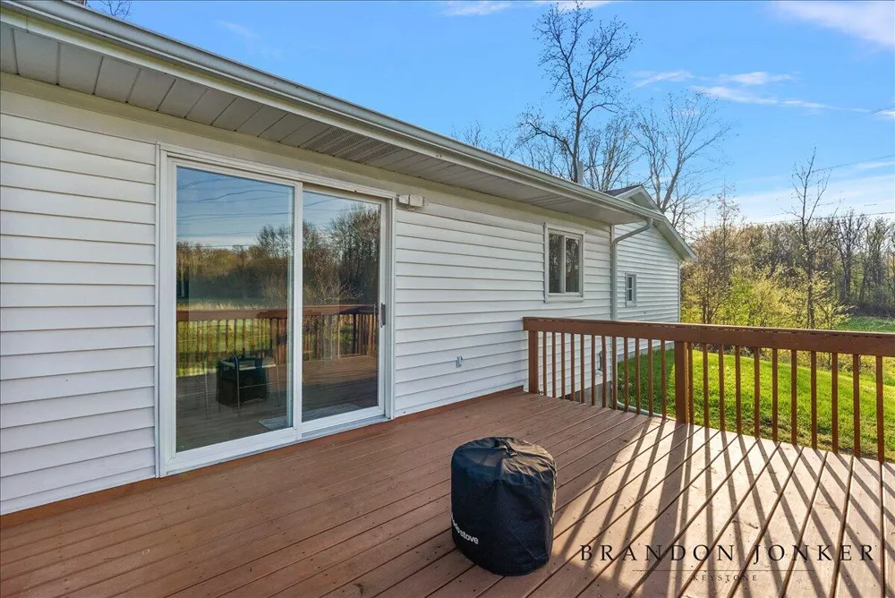 9095 76th Street SE Alto, MI 49302
