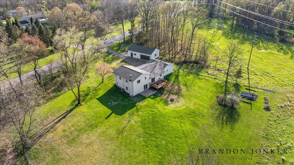 9095 76th Street SE Alto, MI 49302
