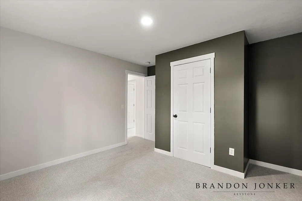 9095 76th Street SE Alto, MI 49302