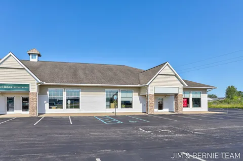 11595 E Lakewood Boulevard #7-12