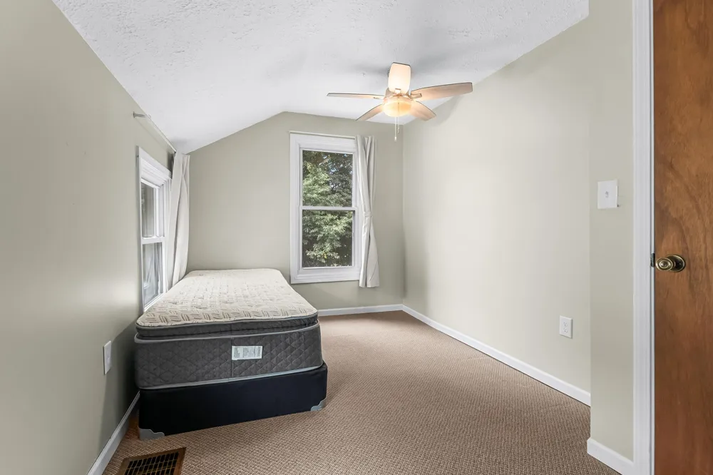48 Marion Street Hillsdale City, MI 49242