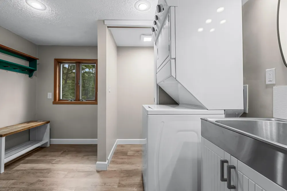 48 Marion Street Hillsdale City, MI 49242