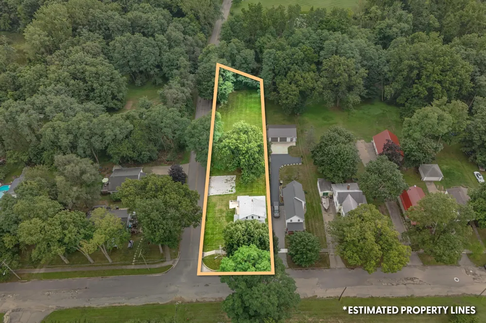 48 Marion Street Hillsdale City, MI 49242